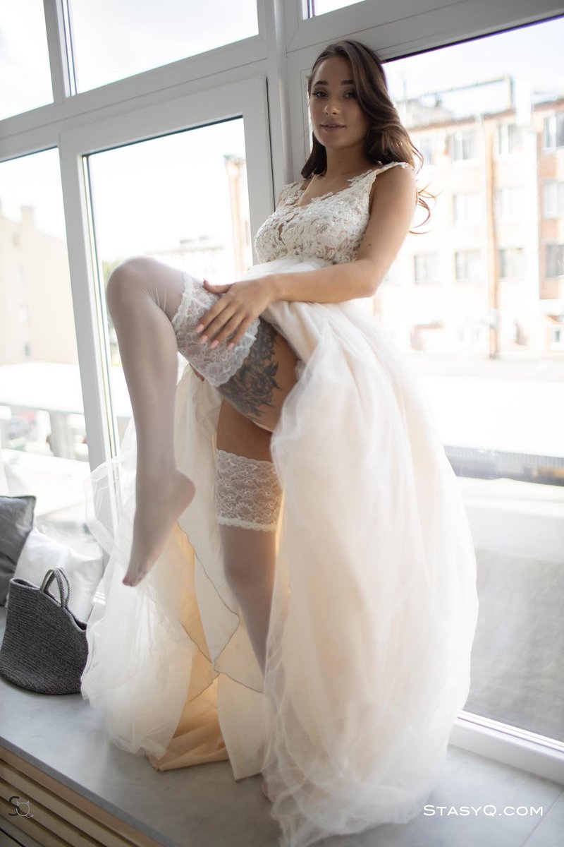 Лена, 24
